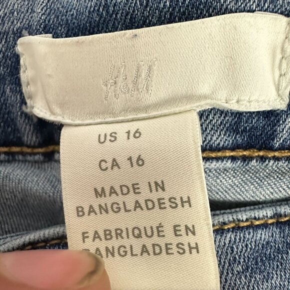 H&M Women's Raw Hem Blue Jeans Size 16 - Picture 4 of 6